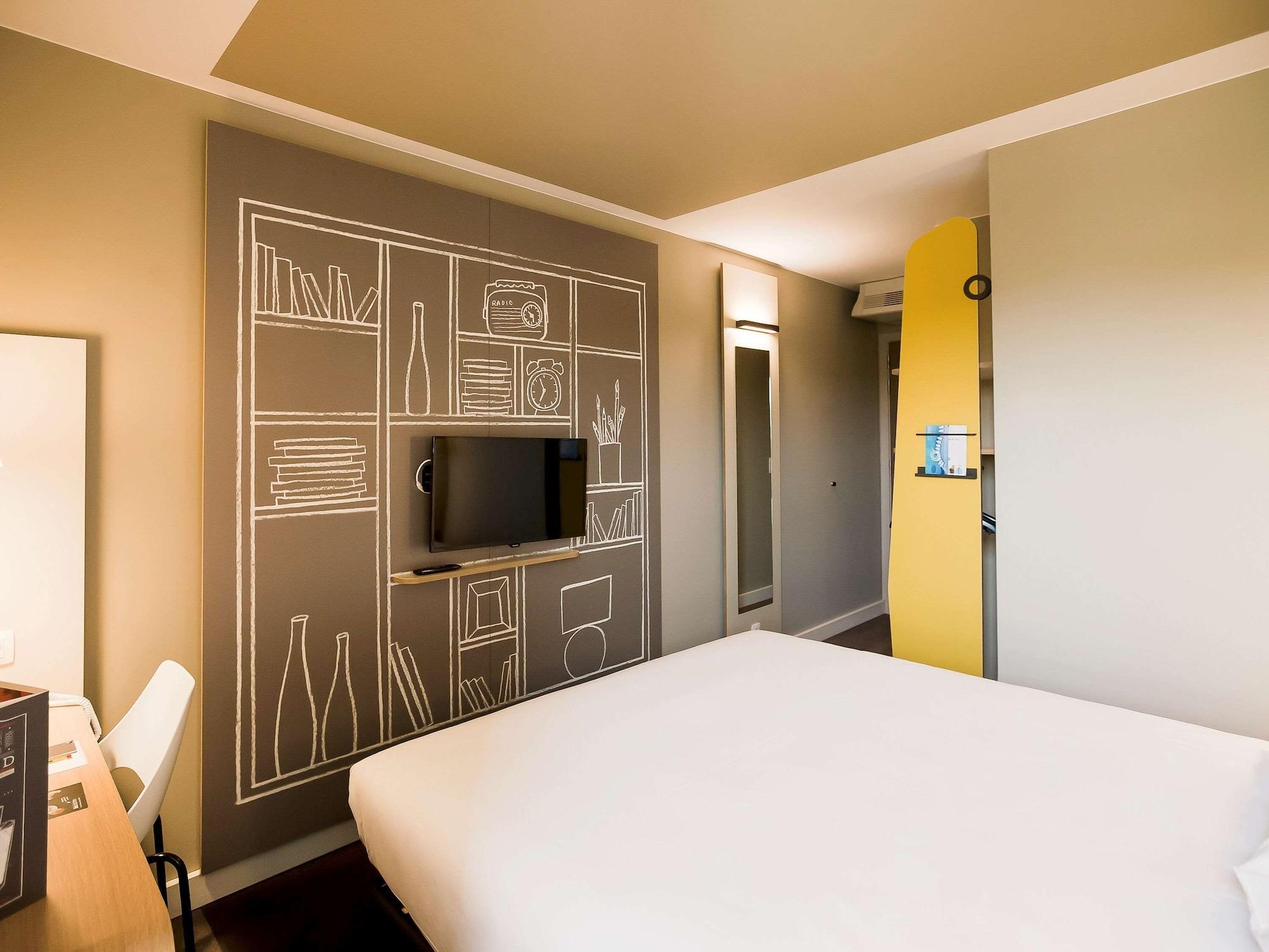 Ibis Wavre Brussels East Hotel Bagian luar foto