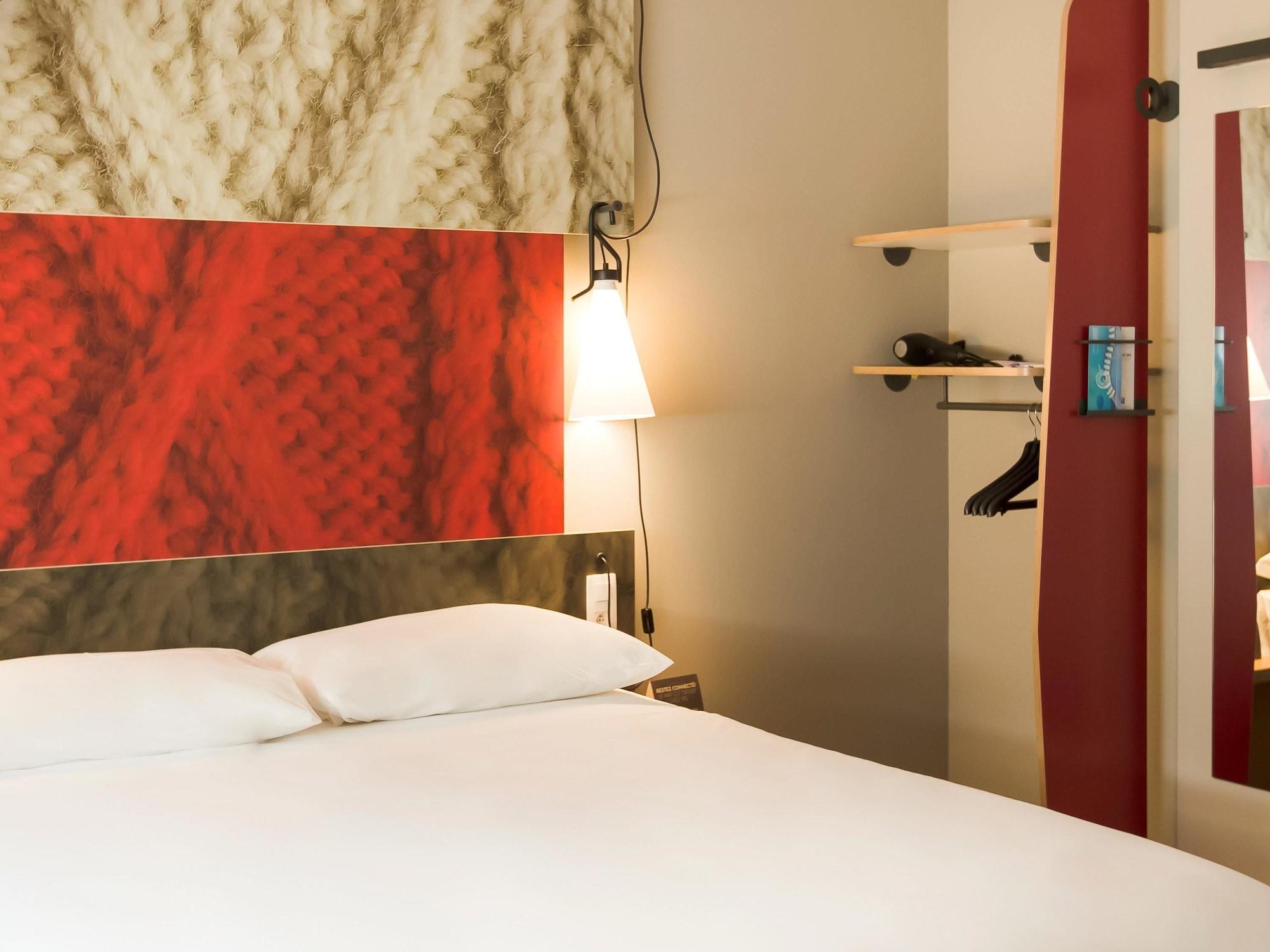 Ibis Wavre Brussels East Hotel Bagian luar foto