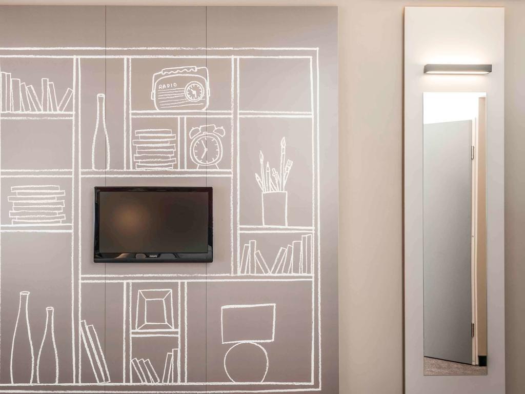 Ibis Wavre Brussels East Hotel Bagian luar foto