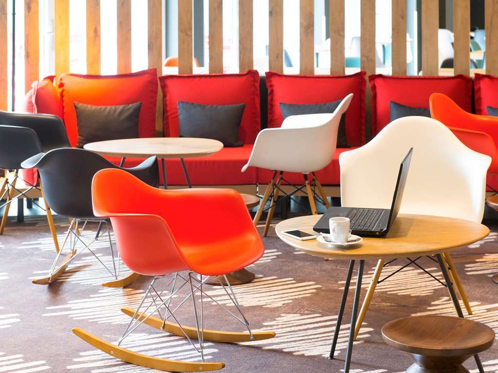 Ibis Wavre Brussels East Hotel Bagian luar foto