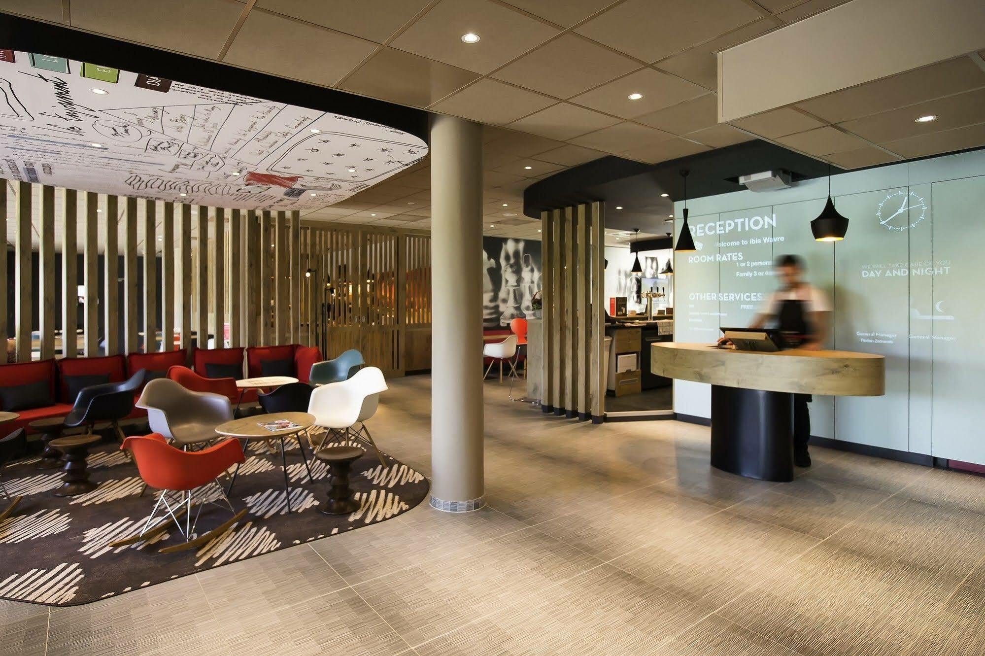 Ibis Wavre Brussels East Hotel Bagian luar foto